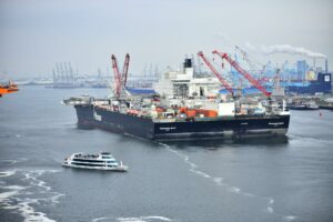 harbor tour rotterdam